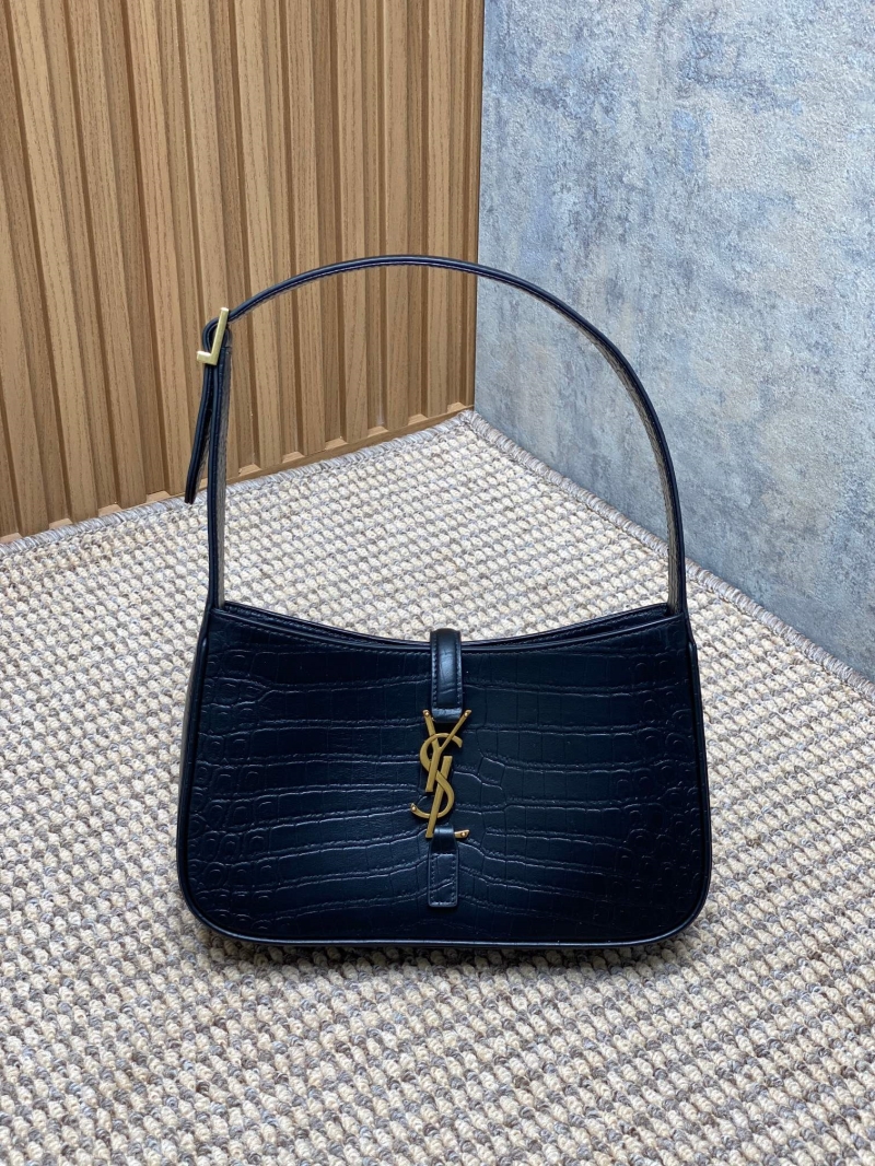 Y51 hobo bags